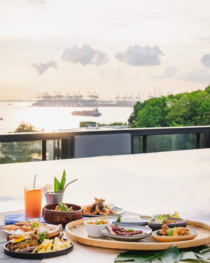 The Outpost Hotel Sentosa By Far East Hospitality (Adults Only) Сингапур Екстериор снимка View from the rooftop bar