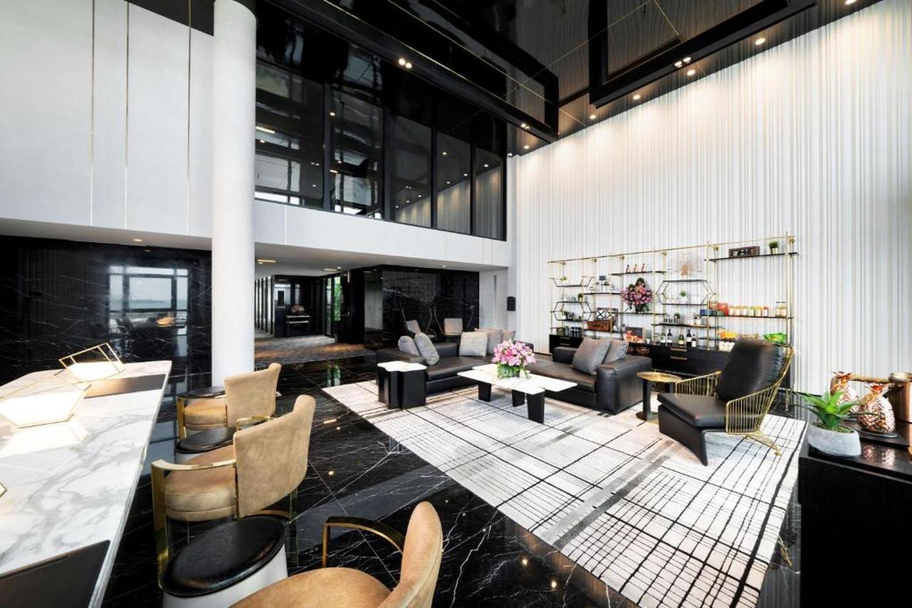 The Outpost Hotel Sentosa By Far East Hospitality (Adults Only) Сингапур Екстериор снимка The interior of the lounge